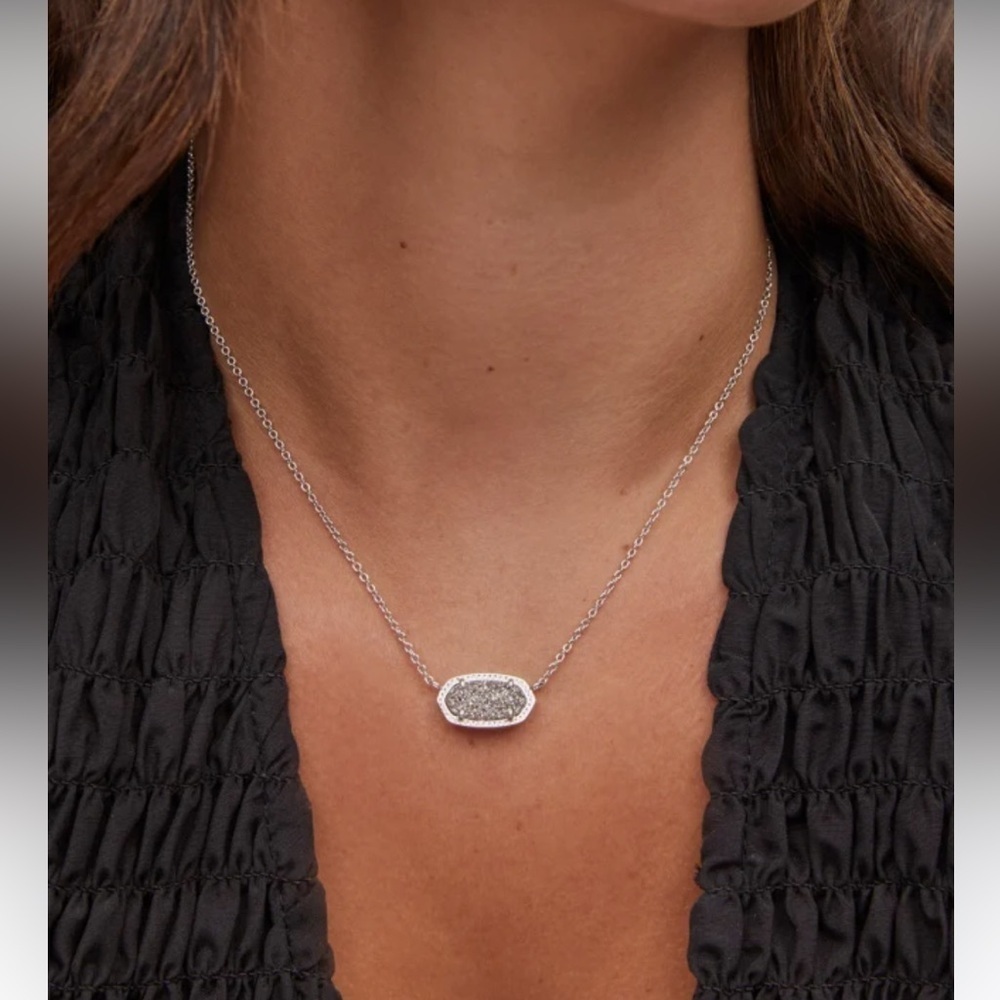 Kendra Scott Elisa Silver Pendant Necklace in Platinum Drusy - Picture 4 of 6